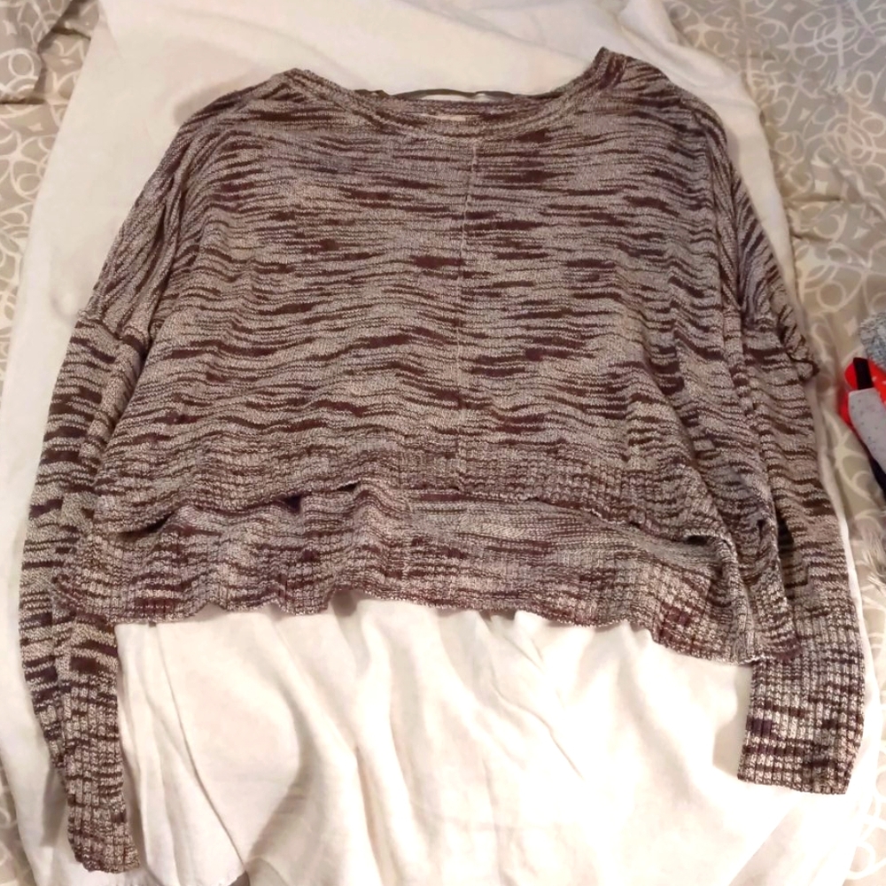 Long sleeved sweater